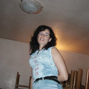 Viens boire un verre avec moi ce soir Léonore - rencontre-Cougar-Le Havre